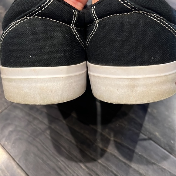 Nike SB charge worn a handful of times. With laces size 6.5 - Picture 4 of 8